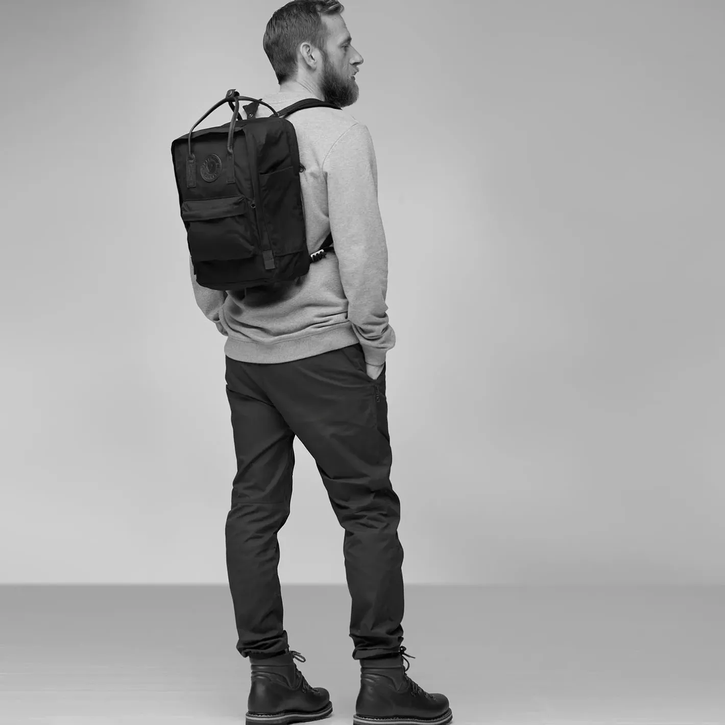 Et Grønnere Valg Små Rygsække<Fjällräven Kånken No. 2 Black Laptop 15 Sort (BLACK/550)