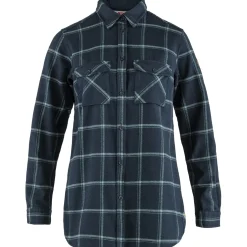 Fjällräven Skjorter<Womens Övik Twill Shirt L/S F2021 model