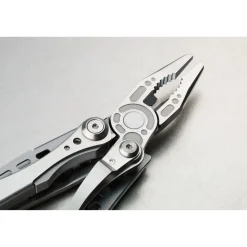 Leatherman Multitools<Skeletool Box