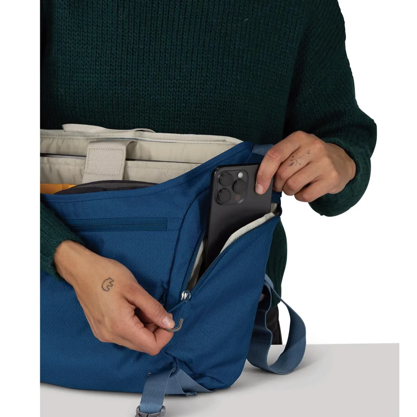 Osprey Hip Og Sling Bags<Daylite Messenger Blå (NIGHT SHIFT BLUE)