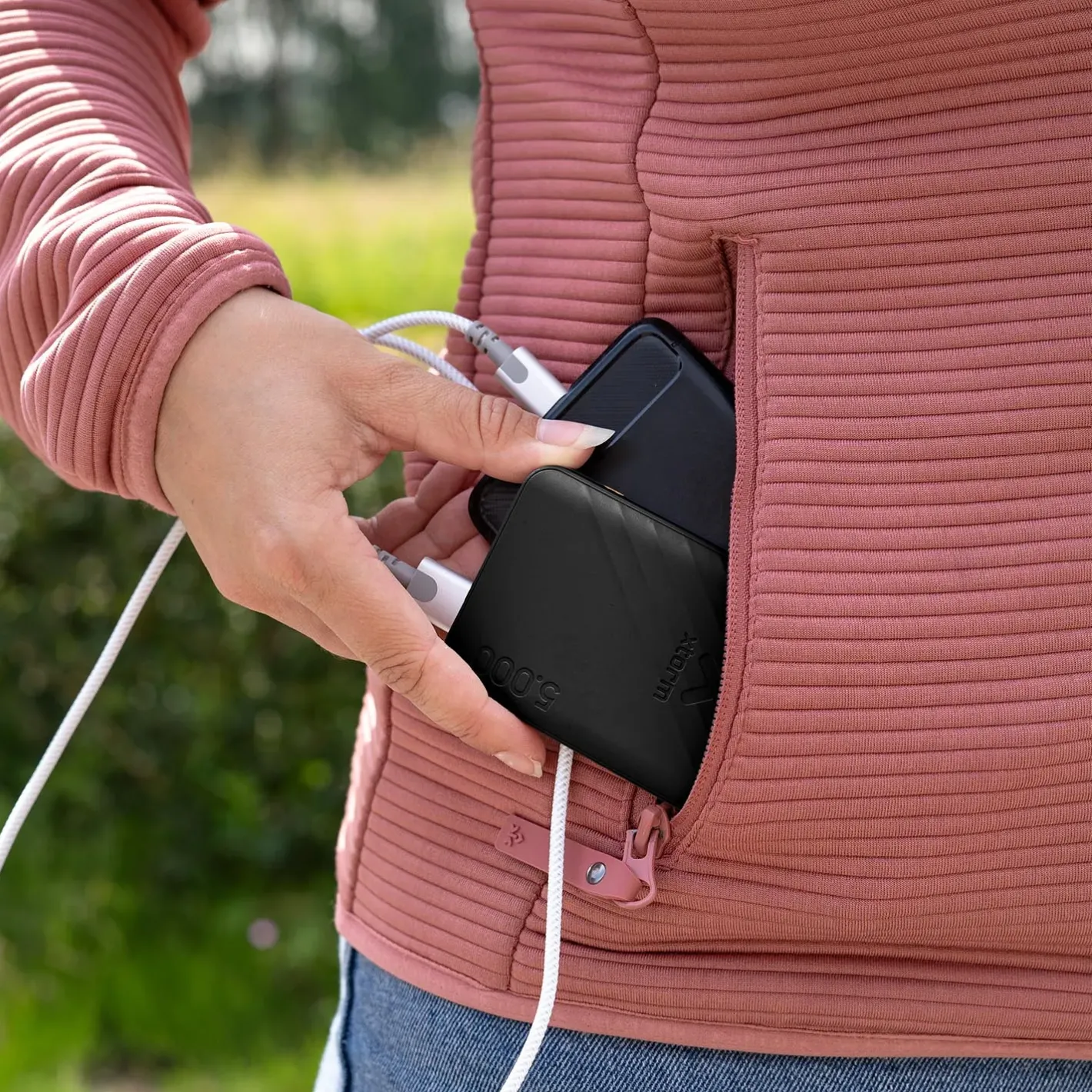 Xtorm Powerbanks Og Solceller<12W Go2 Powerbank 5000 Sort (CHARCOAL BLACK)